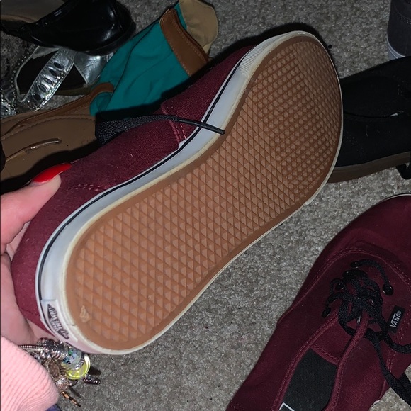 Vans - Picture 3 of 4